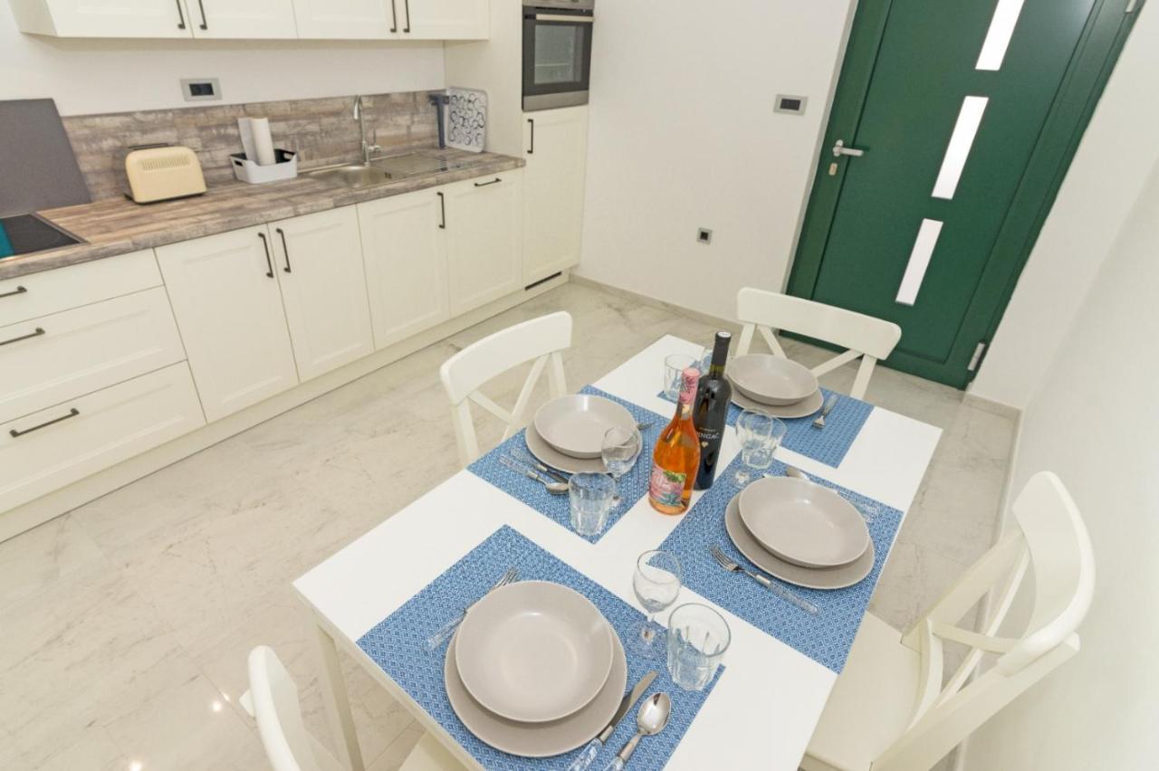 Ventus Apartment Srima Exterior photo